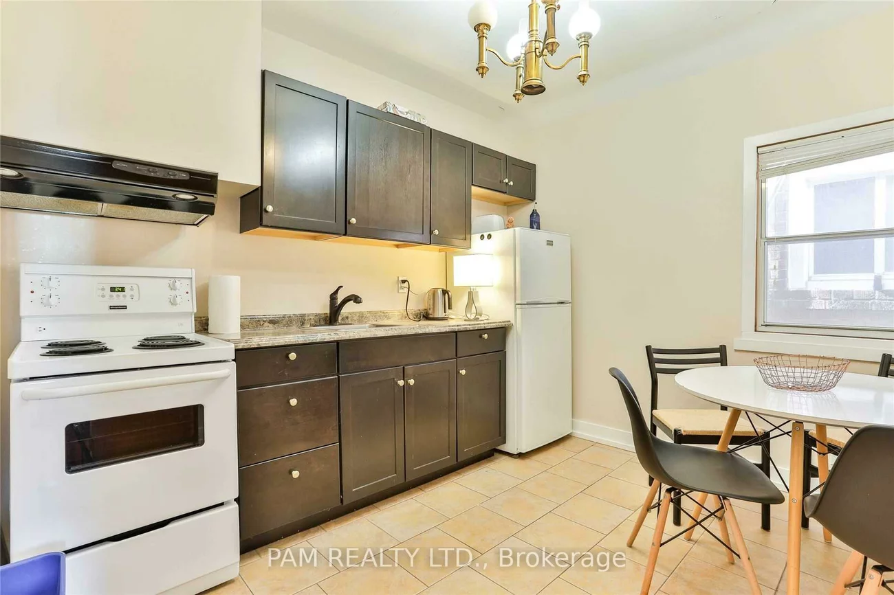 147, Euclid, Trinity-Bellwoods, Toronto