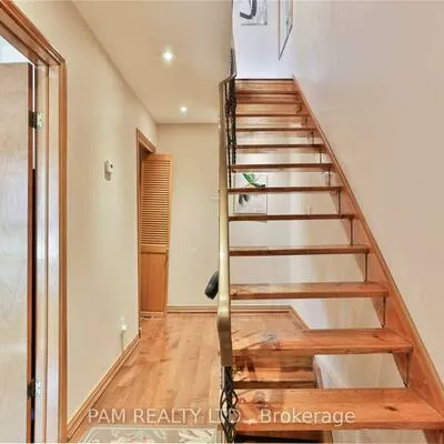 147, Euclid, Trinity-Bellwoods, Toronto