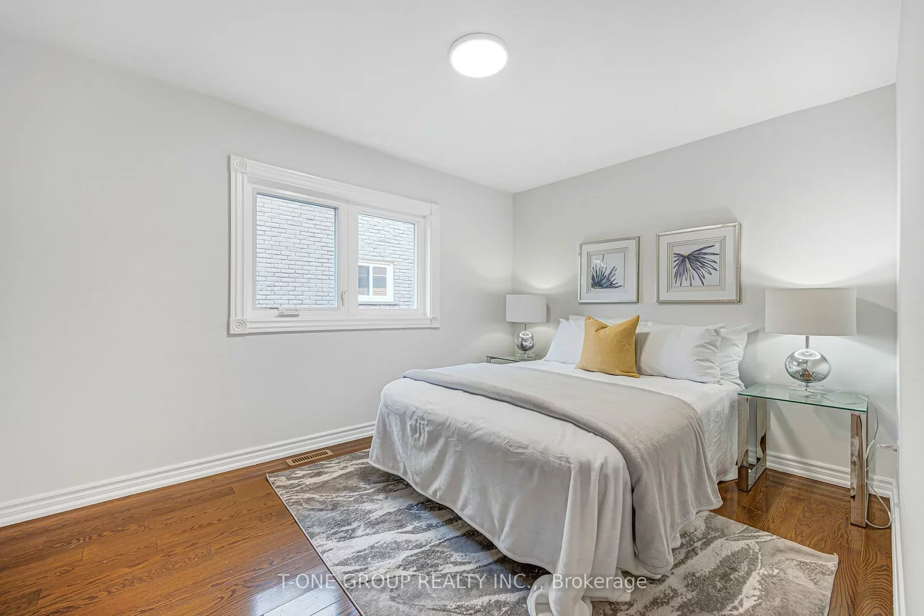 63, Hobart, Don Valley Village, Toronto