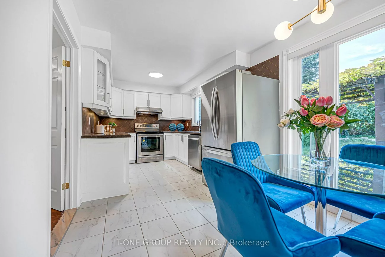 63, Hobart, Don Valley Village, Toronto