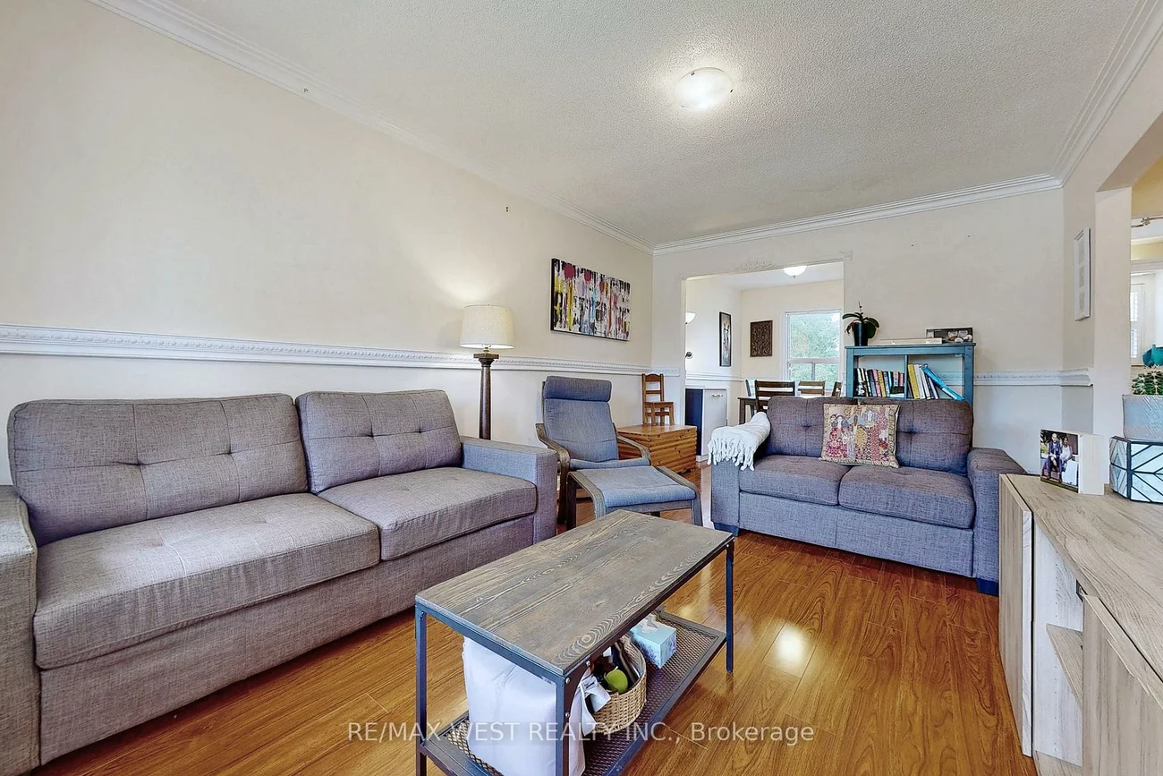 139, Ranee, Englemount-Lawrence, Toronto