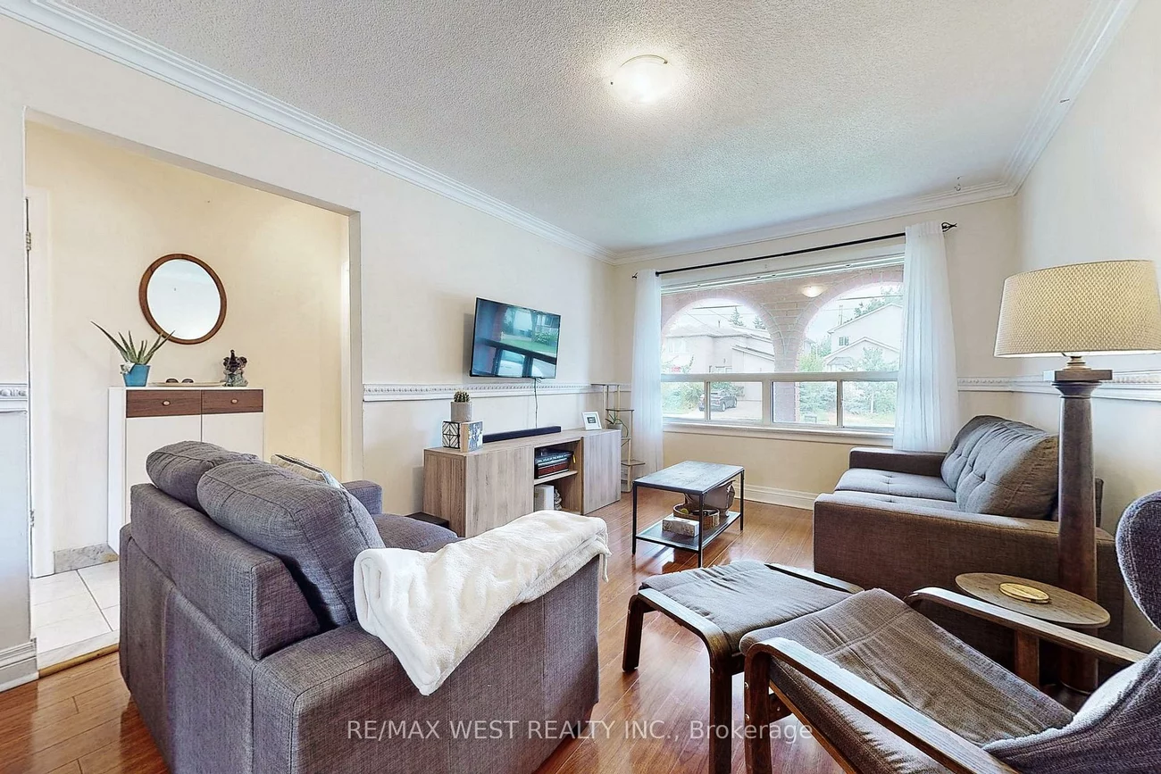 139, Ranee, Englemount-Lawrence, Toronto