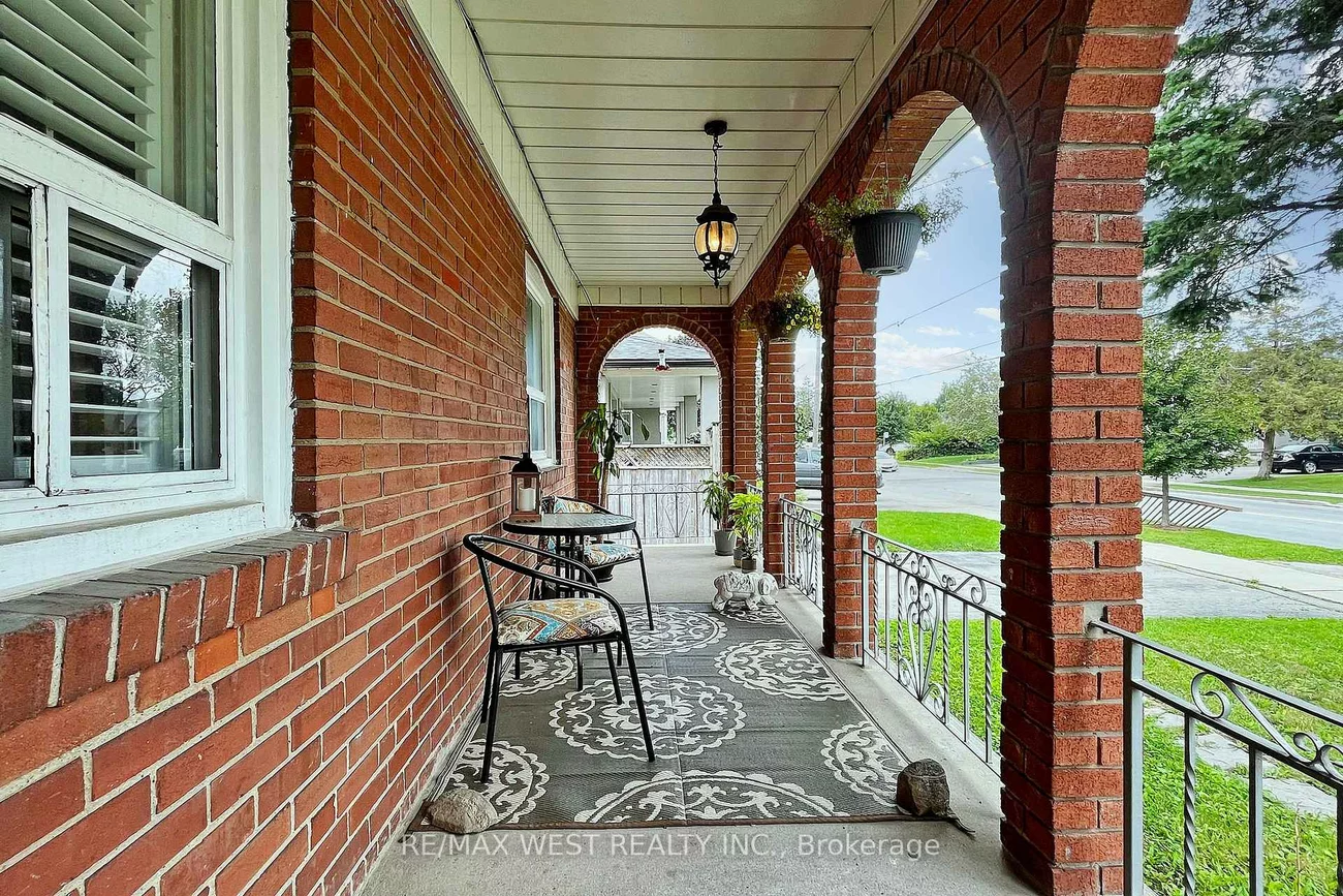 139, Ranee, Englemount-Lawrence, Toronto