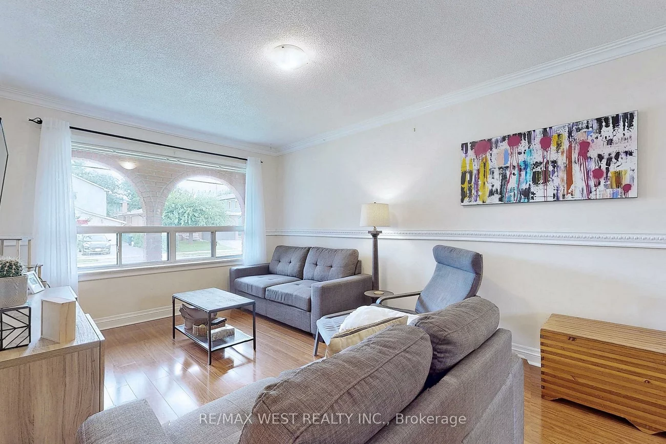 139, Ranee, Englemount-Lawrence, Toronto
