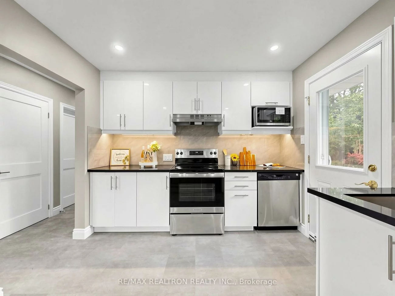 56, Ternhill, Banbury-Don Mills, Toronto
