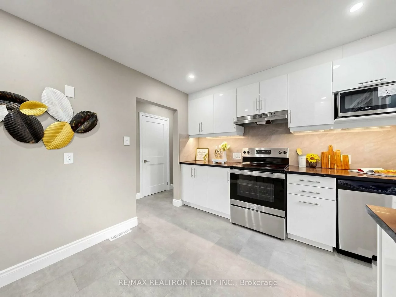 56, Ternhill, Banbury-Don Mills, Toronto