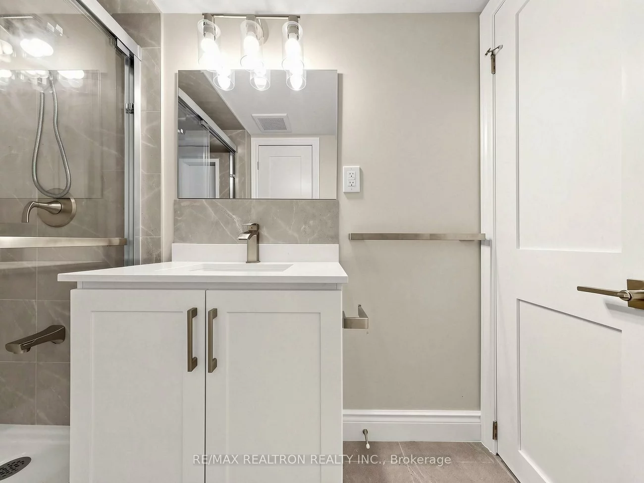 56, Ternhill, Banbury-Don Mills, Toronto