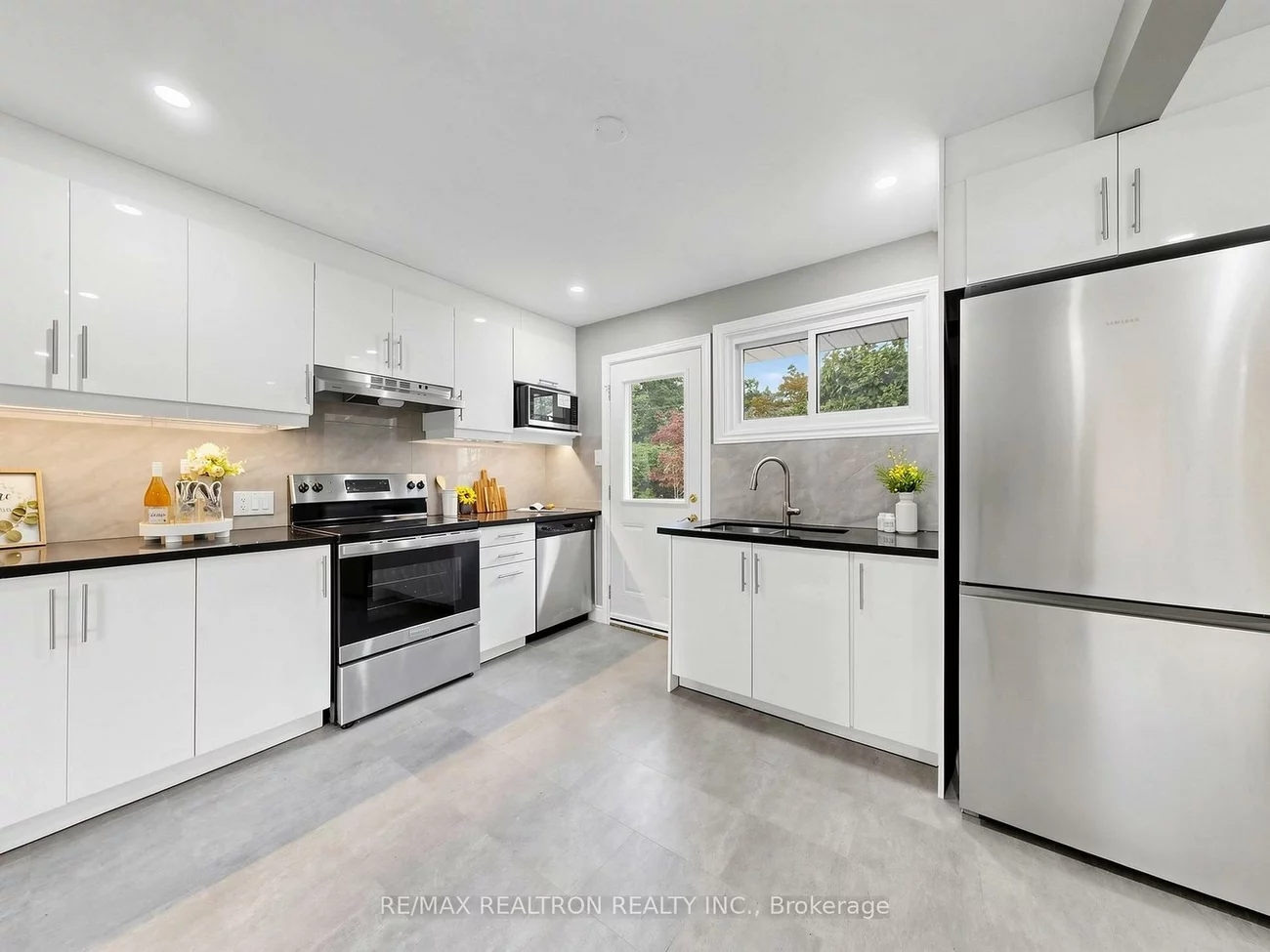 56, Ternhill, Banbury-Don Mills, Toronto