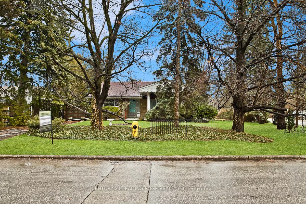 1, Bradgate, Banbury-Don Mills, Toronto