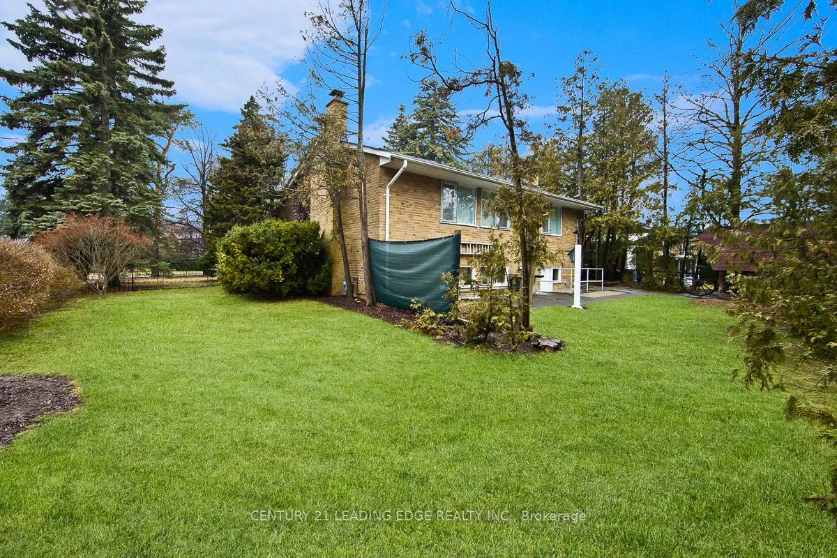 1, Bradgate, Banbury-Don Mills, Toronto