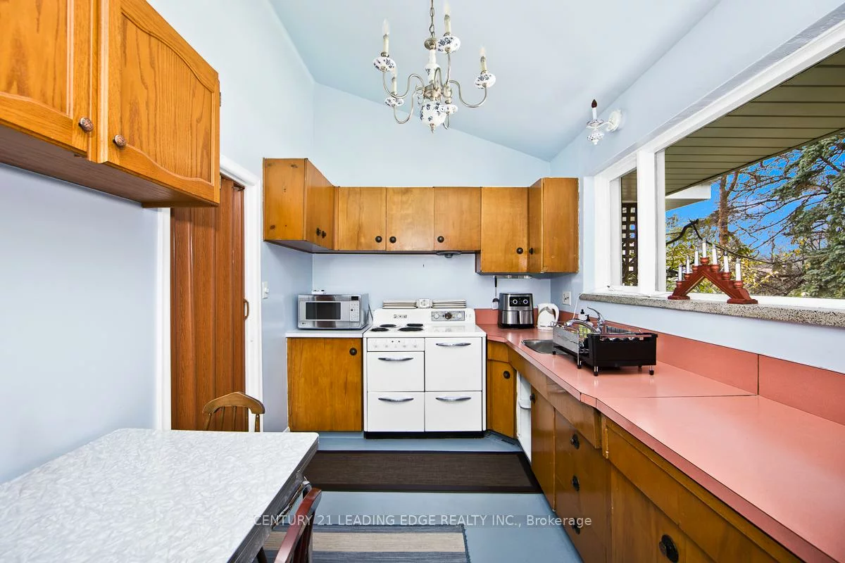 1, Bradgate, Banbury-Don Mills, Toronto
