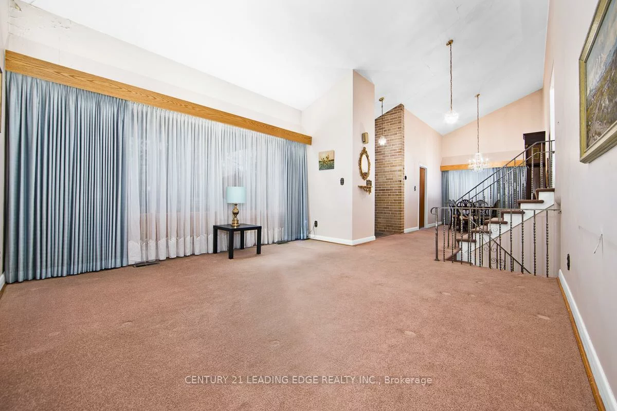 1, Bradgate, Banbury-Don Mills, Toronto