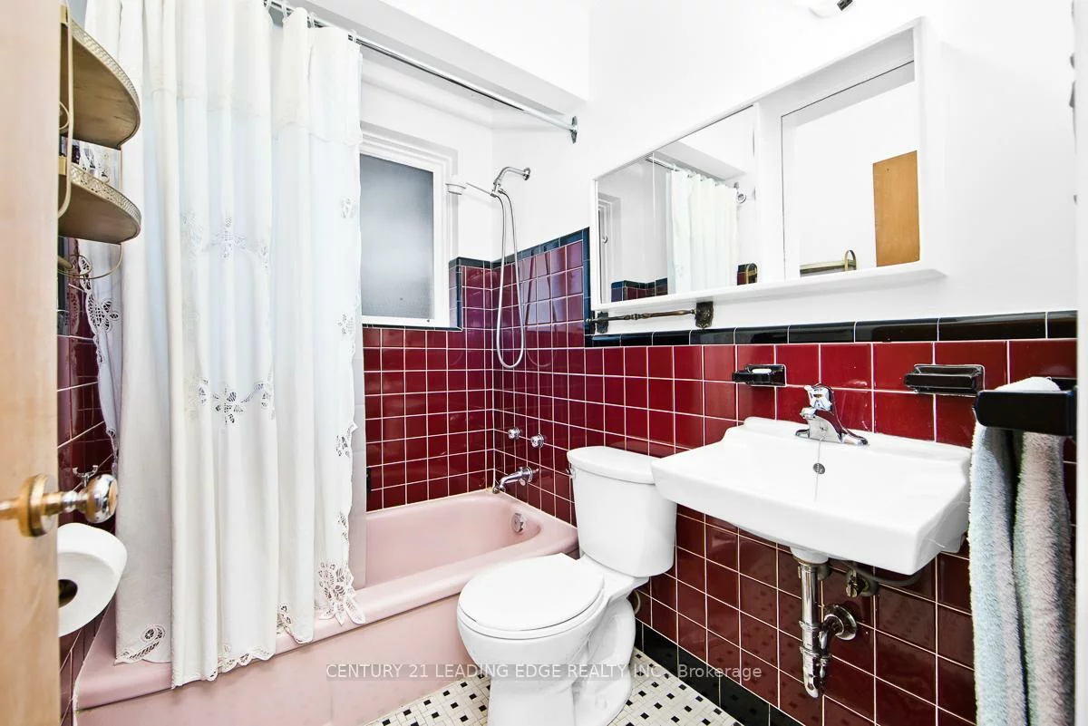 1, Bradgate, Banbury-Don Mills, Toronto