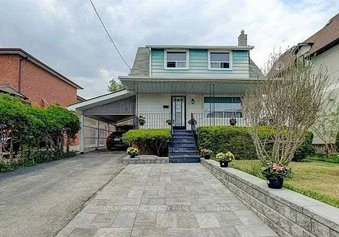 8, Farrell, Willowdale West, Toronto