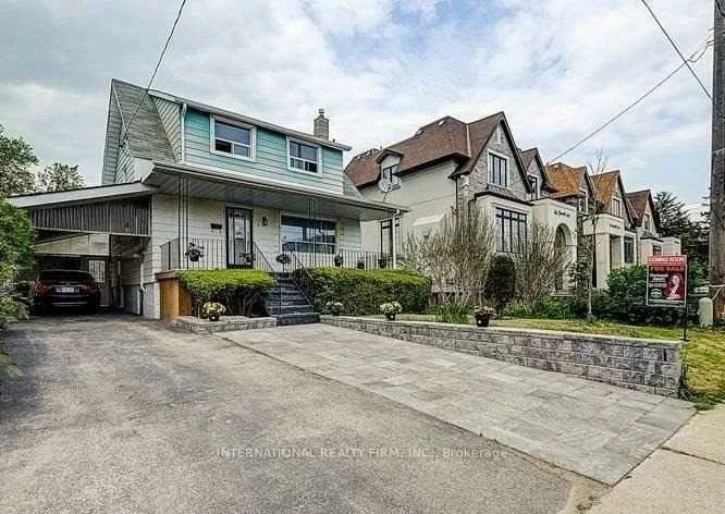 8, Farrell, Willowdale West, Toronto