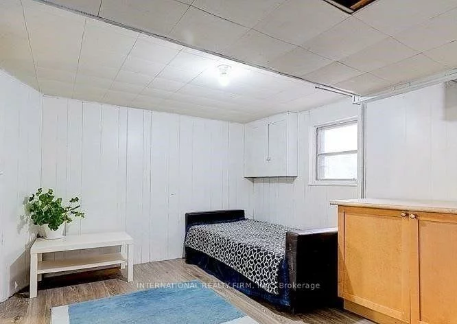 8, Farrell, Willowdale West, Toronto