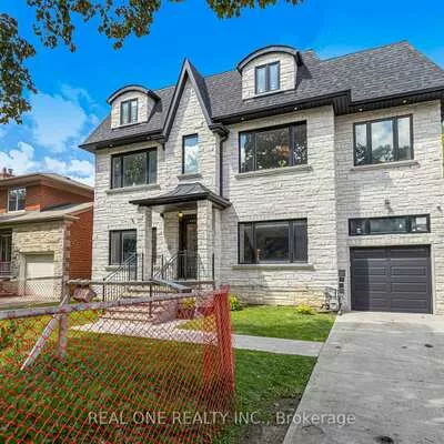 100, Ridelle, Forest Hill North, Toronto