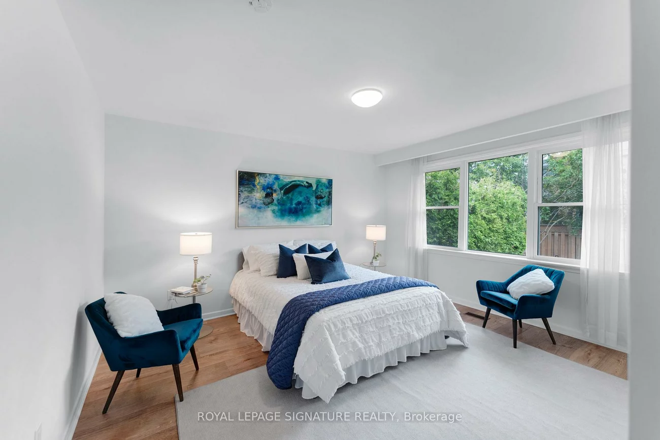 43, Viamede, Bayview Village, Toronto