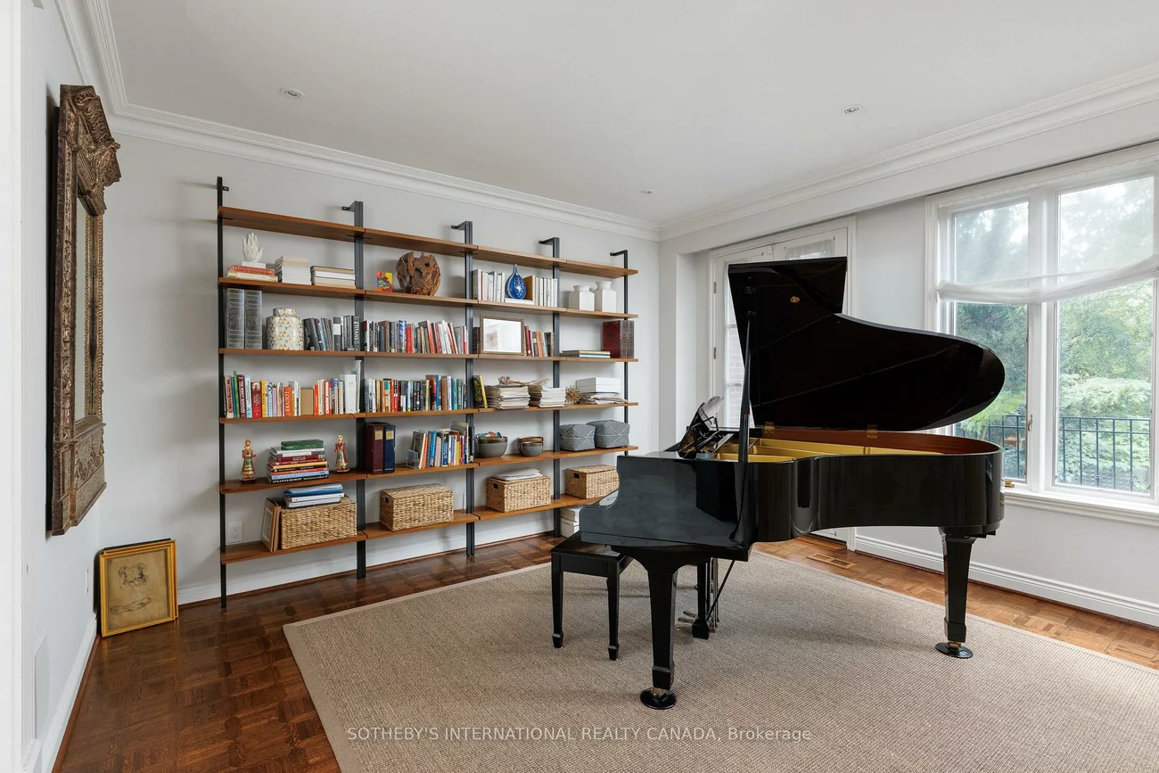 18A, Deer Park, Yonge-St. Clair, Toronto