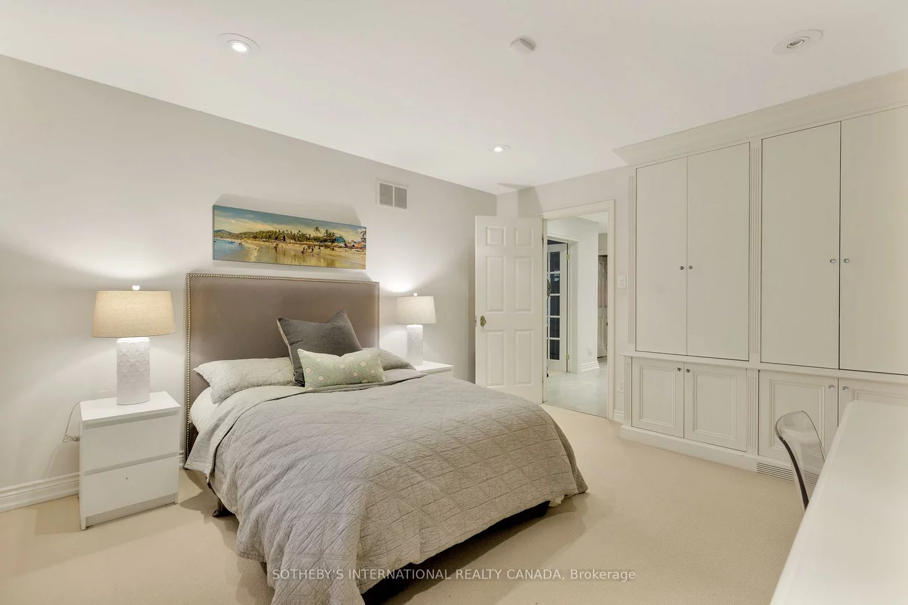 18A, Deer Park, Yonge-St. Clair, Toronto