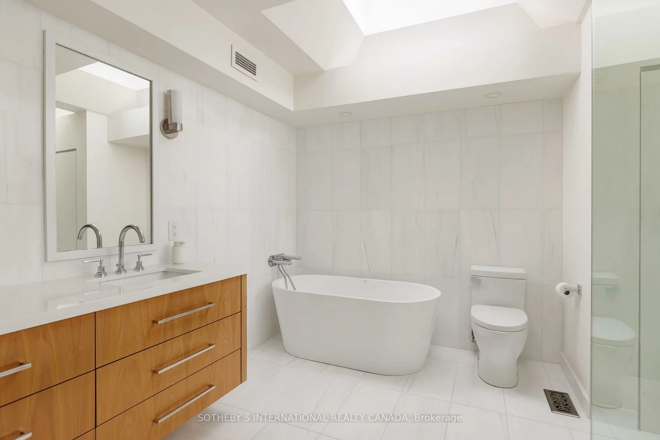 18A, Deer Park, Yonge-St. Clair, Toronto
