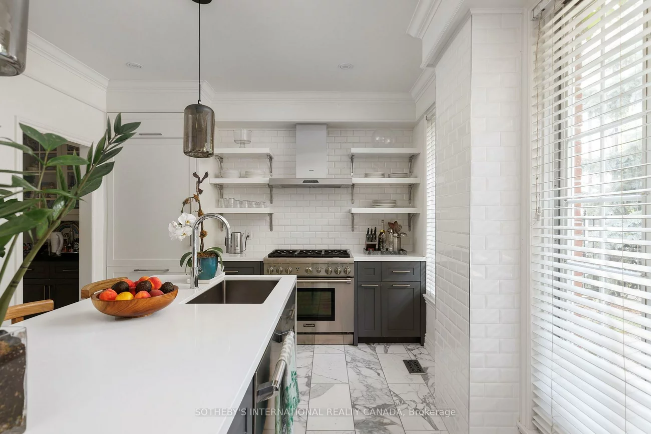 18A, Deer Park, Yonge-St. Clair, Toronto