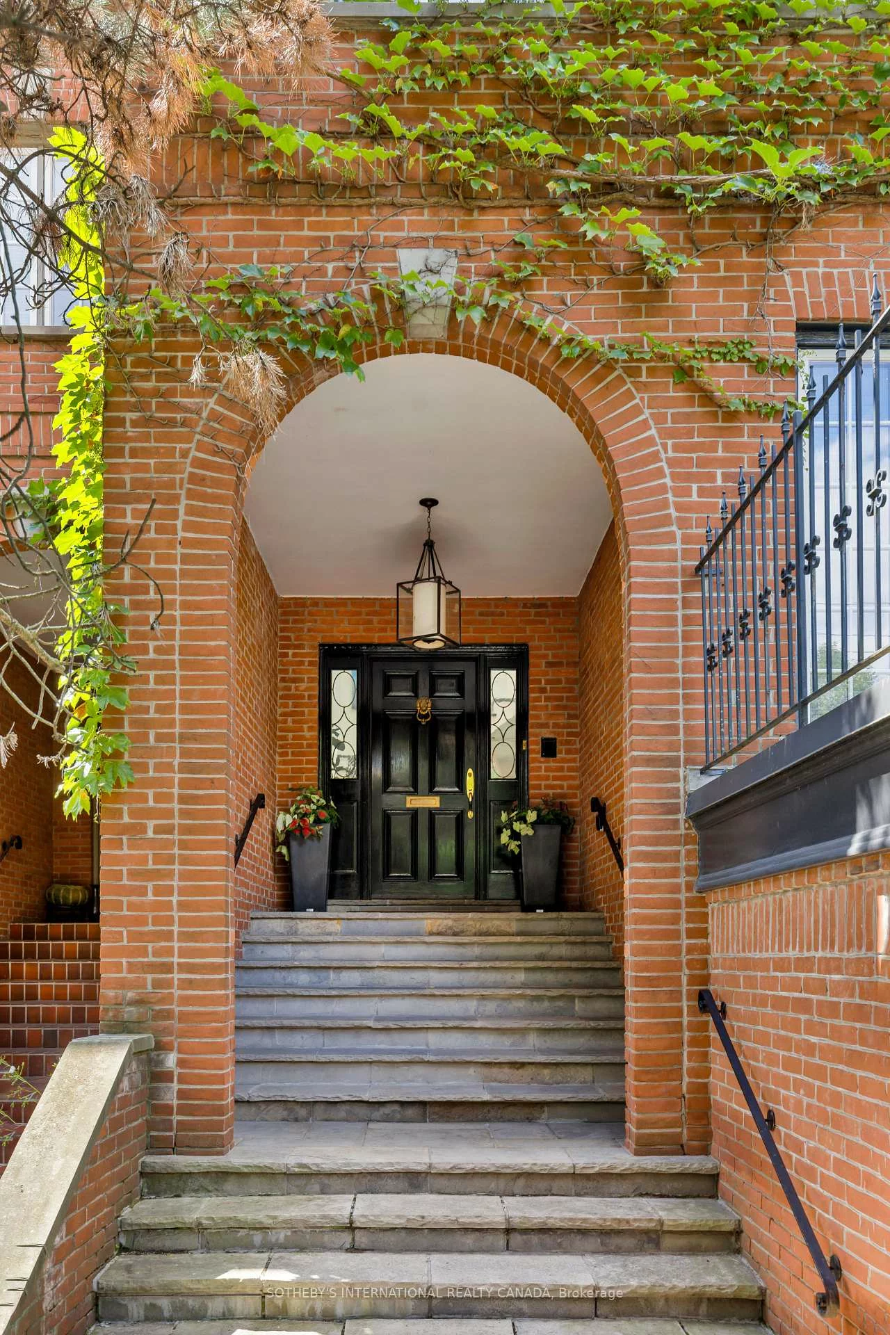 18A, Deer Park, Yonge-St. Clair, Toronto
