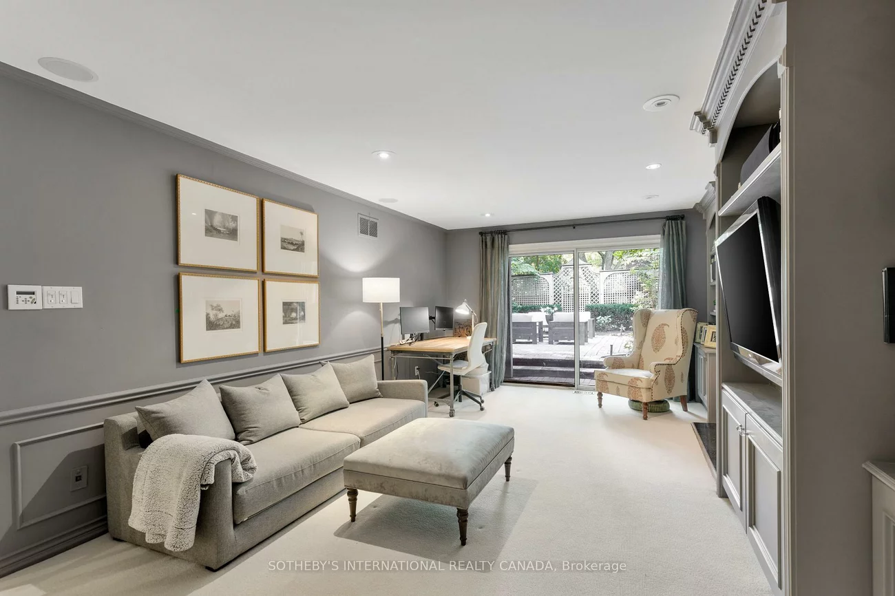 18A, Deer Park, Yonge-St. Clair, Toronto
