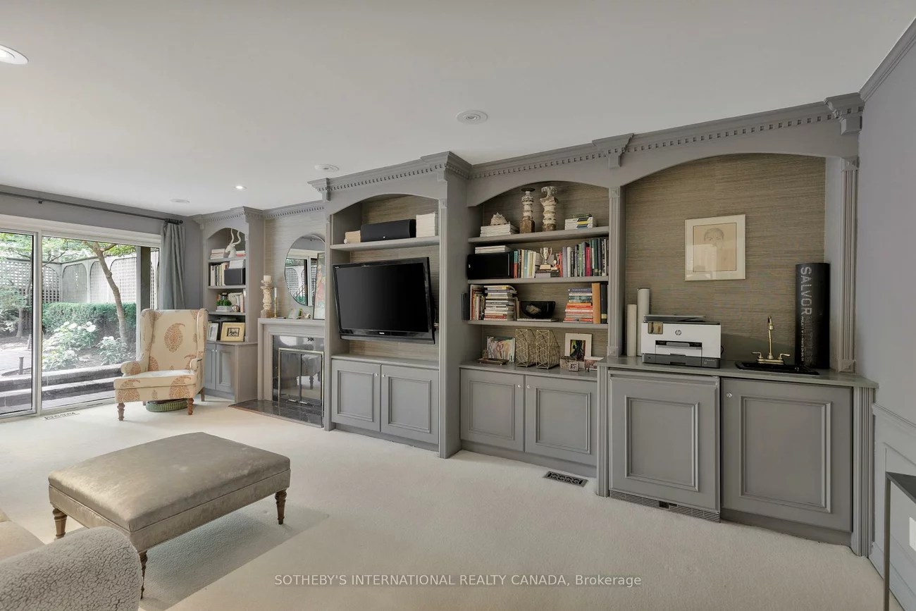 18A, Deer Park, Yonge-St. Clair, Toronto
