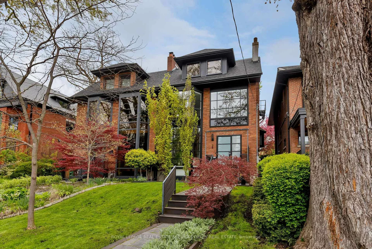 28, Roxborough, Annex, Toronto