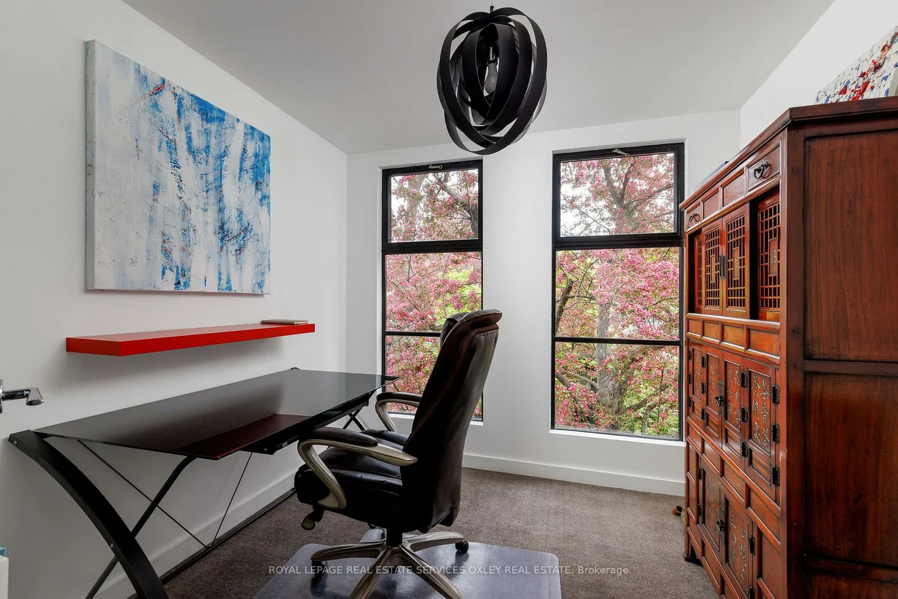 28, Roxborough, Annex, Toronto