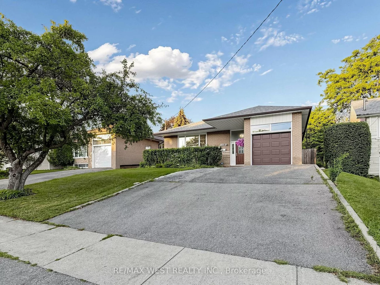 941, Willowdale, Newtonbrook East, Toronto