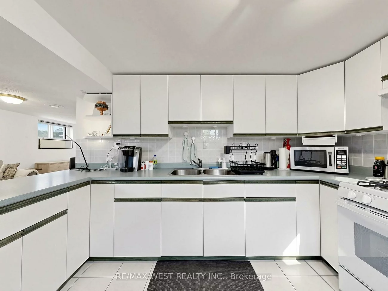 941, Willowdale, Newtonbrook East, Toronto