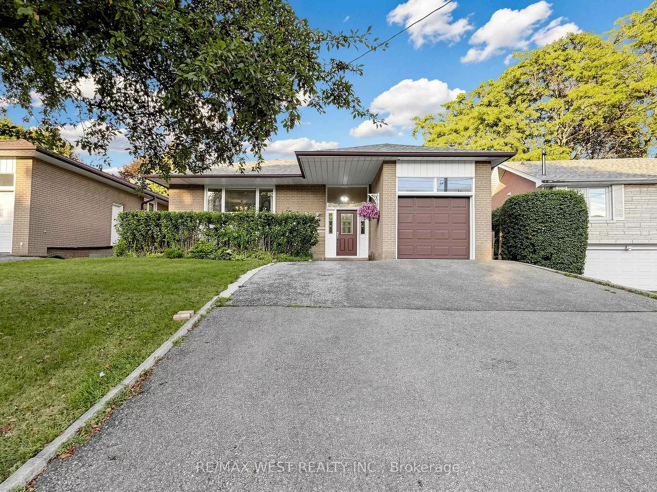 941, Willowdale, Newtonbrook East, Toronto