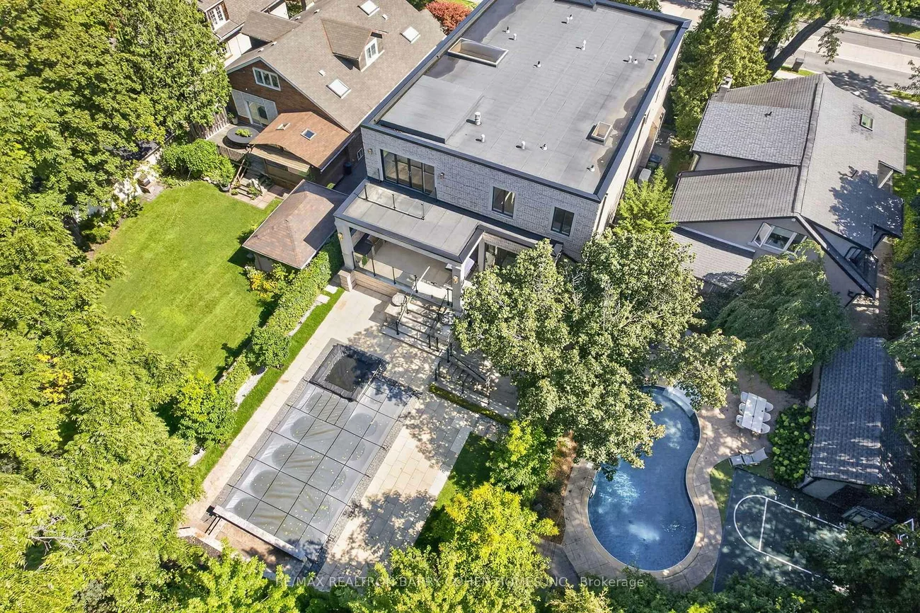 154, Yonge, Bedford Park-Nortown, Toronto
