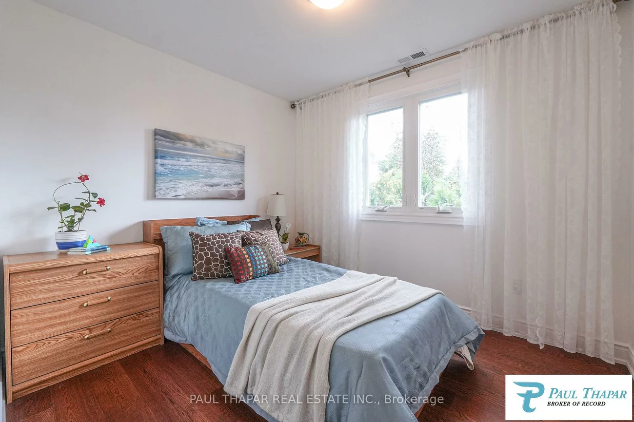 60, Seneca Hill, Don Valley Village, Toronto