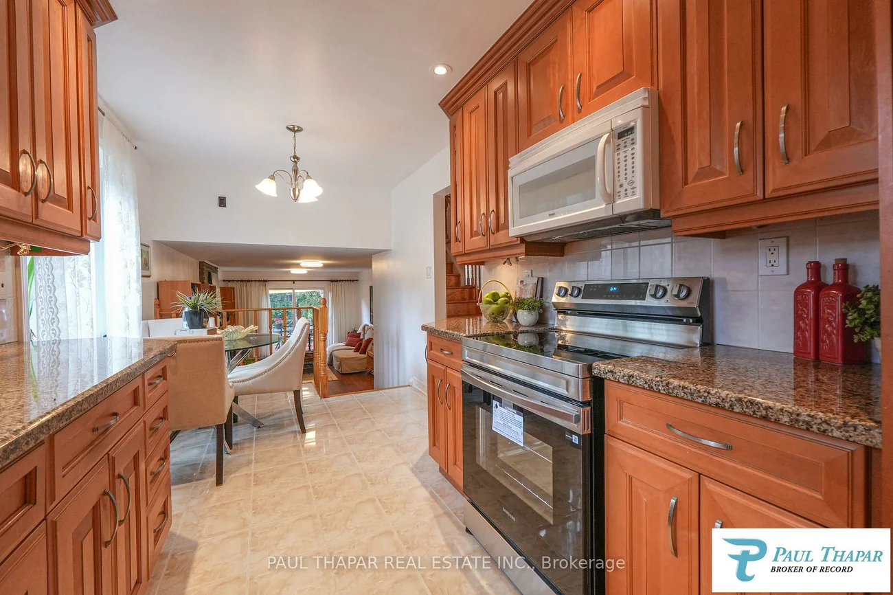 60, Seneca Hill, Don Valley Village, Toronto