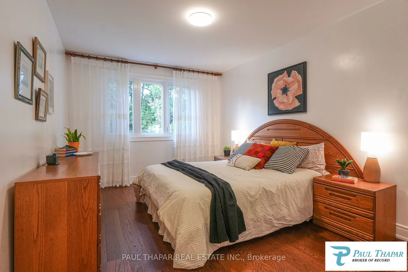 60, Seneca Hill, Don Valley Village, Toronto