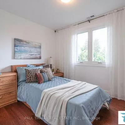 60, Seneca Hill, Don Valley Village, Toronto