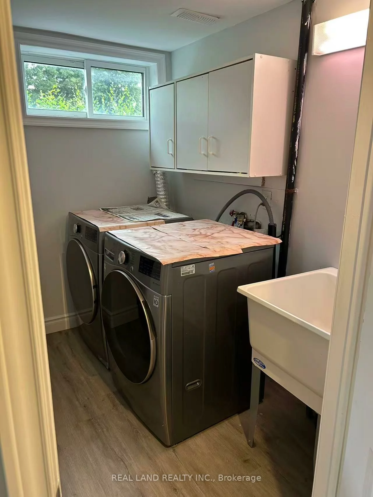 37, Pawnee, Pleasant View, Toronto