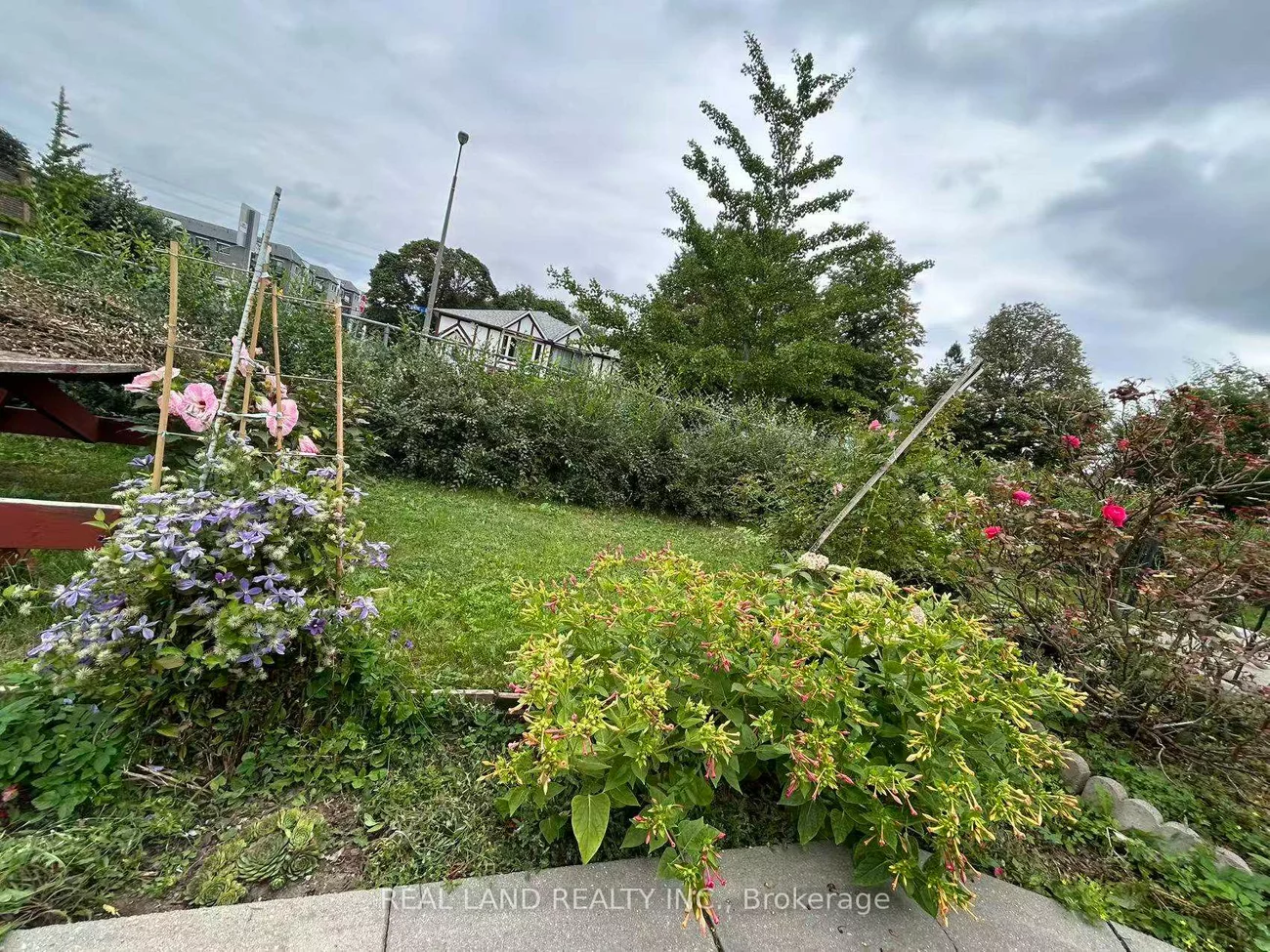 37, Pawnee, Pleasant View, Toronto