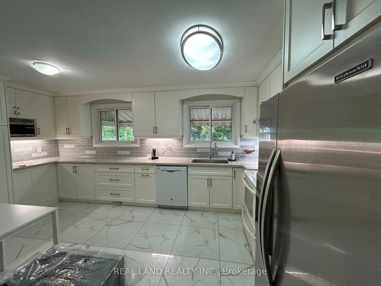 37, Pawnee, Pleasant View, Toronto