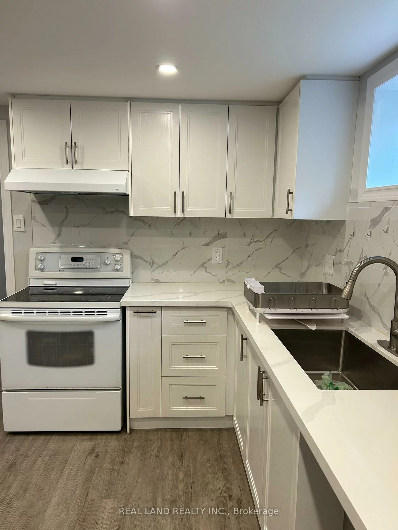 37, Pawnee, Pleasant View, Toronto
