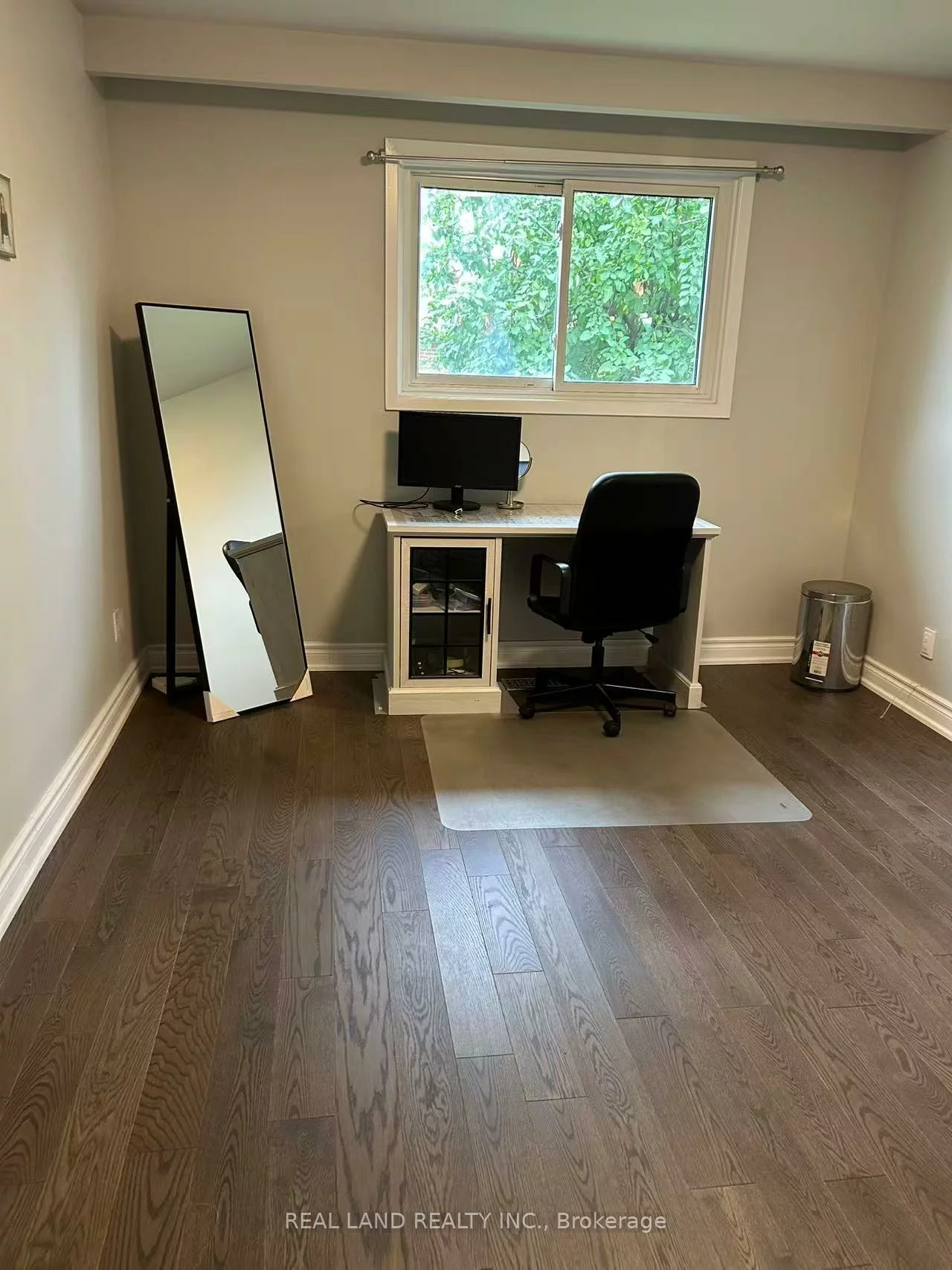 37, Pawnee, Pleasant View, Toronto