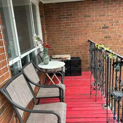 37, Pawnee, Pleasant View, Toronto
