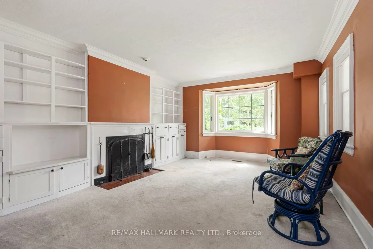 48, Chatsworth, Lawrence Park South, Toronto