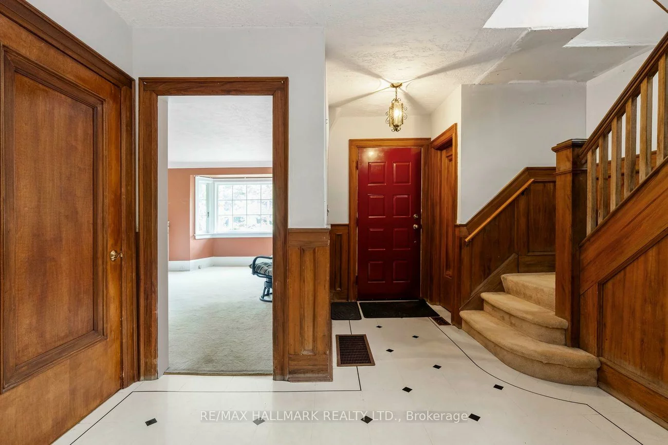 48, Chatsworth, Lawrence Park South, Toronto