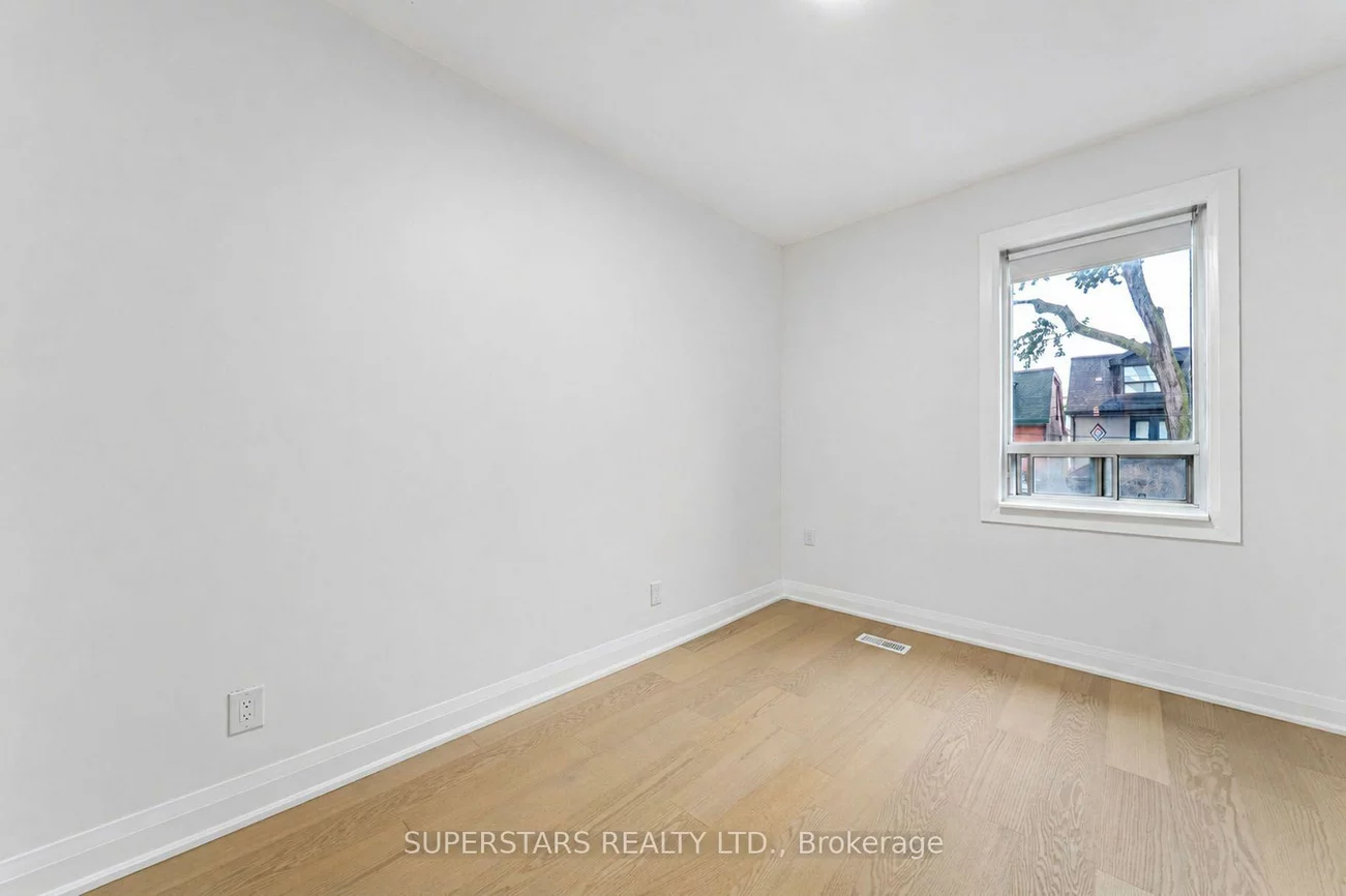 105, Bellwoods, Trinity-Bellwoods, Toronto