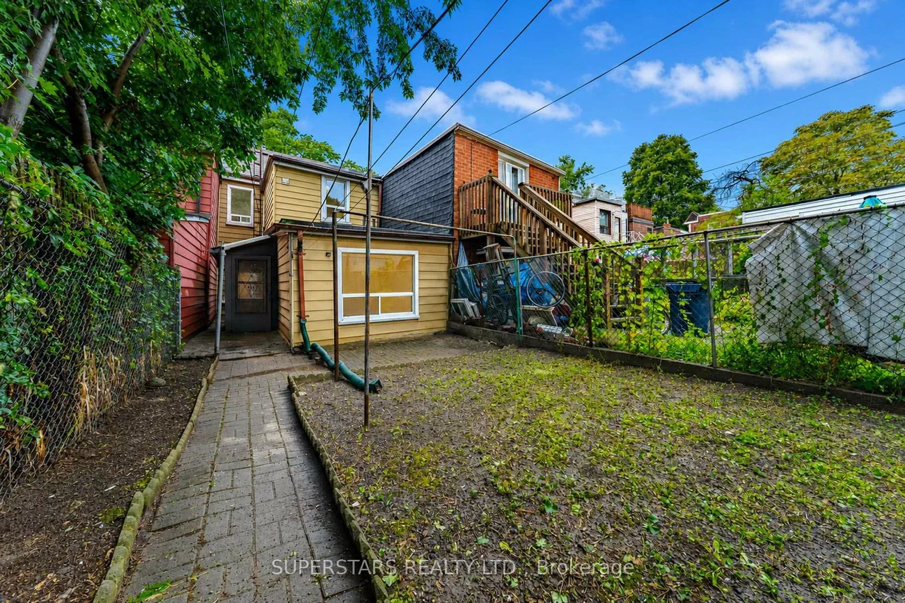 105, Bellwoods, Trinity-Bellwoods, Toronto