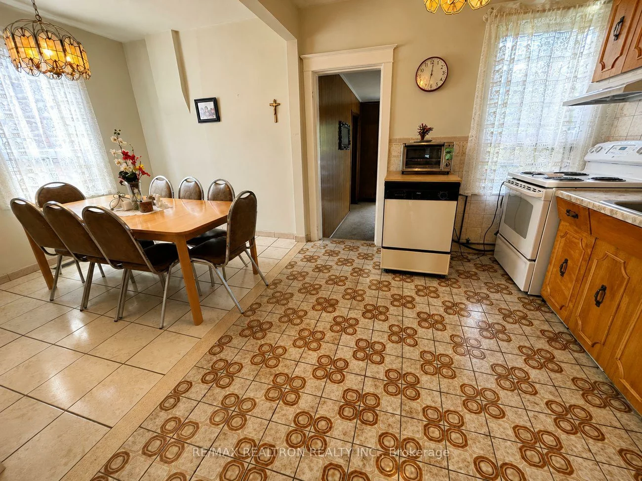 442, Northcliffe, Oakwood Village, Toronto